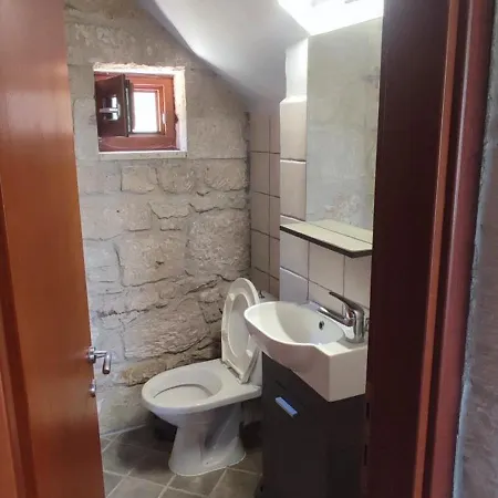 Af House&pool Apartment
